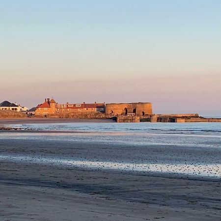 Church View / The Craster Arms In Beadnell Lägenhet Exteriör bild